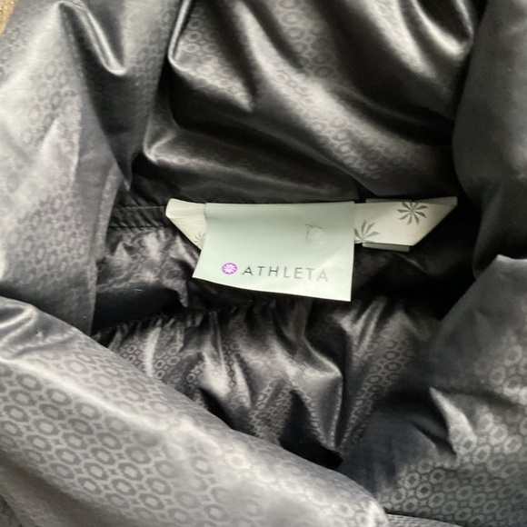 Athleta Downalicious Deluxe Puffer Jacket Goose Down Quilted Black - Picture 5 of 6